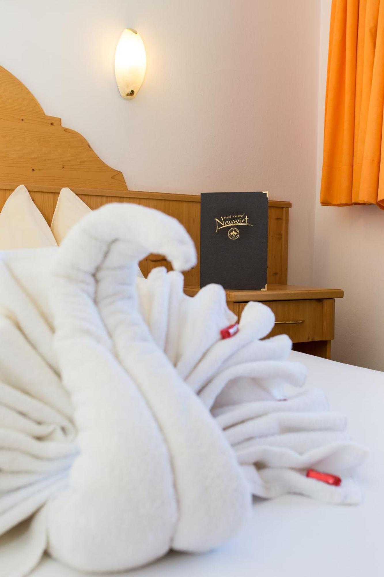 Hotel Neuwirt Kirchdorf in Tirol Eksteriør billede