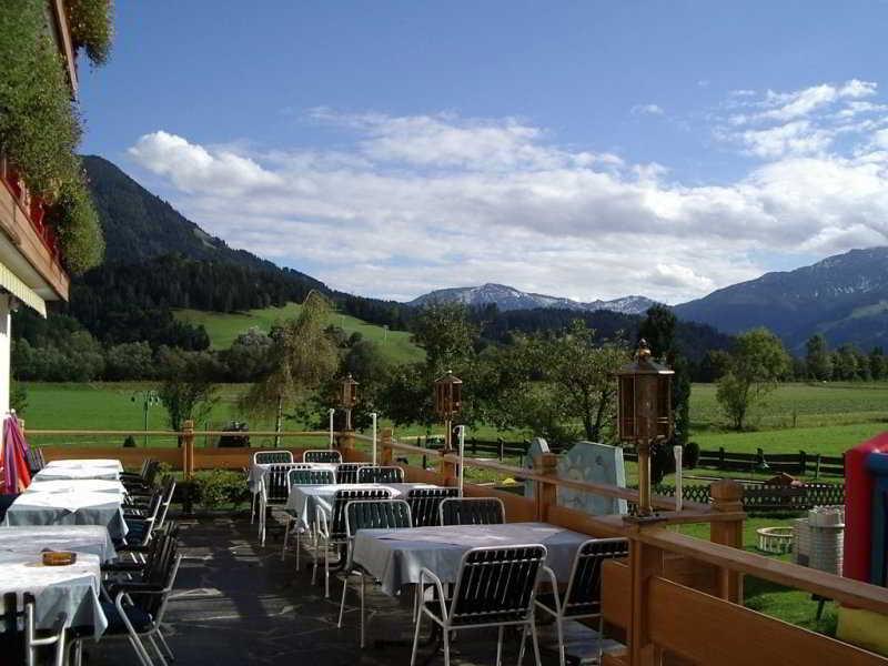 Hotel Neuwirt Kirchdorf in Tirol Eksteriør billede
