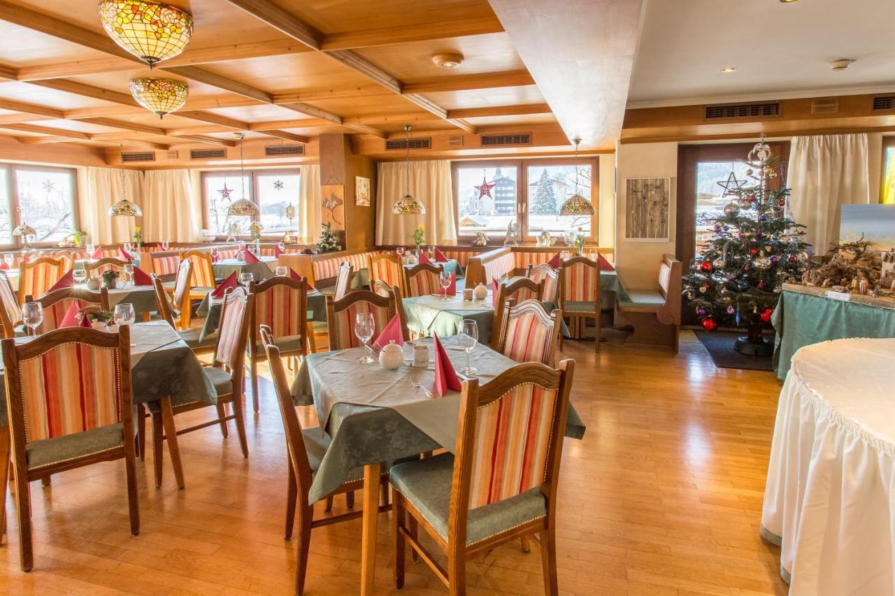 Hotel Neuwirt Kirchdorf in Tirol Eksteriør billede